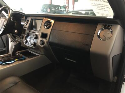2017 Ford Expedition XLT - Photo 21 - Saint Louis, MI 48880-9800
