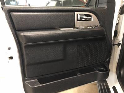 2017 Ford Expedition XLT - Photo 22 - Saint Louis, MI 48880-9800