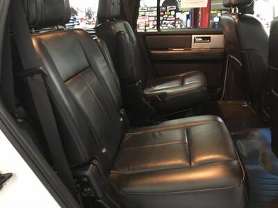 2017 Ford Expedition XLT - Photo 18 - Saint Louis, MI 48880-9800