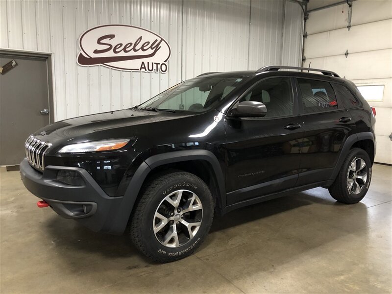 2016 Jeep Cherokee Trailhawk - Photo 1 - Saint Louis, MI 48880-9800