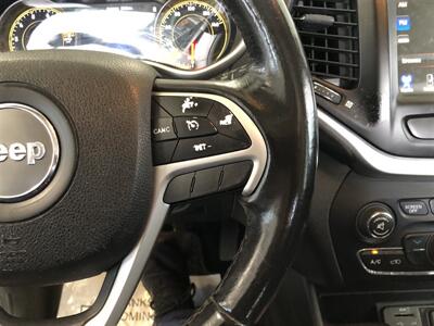 2016 Jeep Cherokee Trailhawk   - Photo 11 - Saint Louis, MI 48880-9800