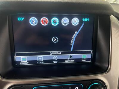 2020 Chevrolet Suburban LT   - Photo 13 - Saint Louis, MI 48880-9800