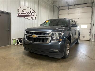 2020 Chevrolet Suburban LT   - Photo 3 - Saint Louis, MI 48880-9800