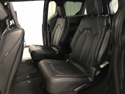 2018 Chrysler Pacifica Touring L Plus   - Photo 20 - Saint Louis, MI 48880-9800