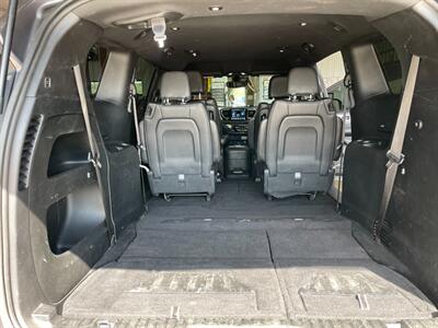 2018 Chrysler Pacifica Touring L Plus - Photo 32 - Saint Louis, MI 48880-9800