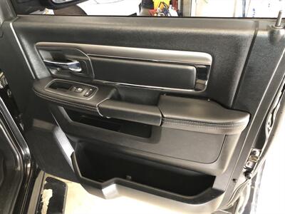 2017 RAM 1500 Night   - Photo 22 - Saint Louis, MI 48880-9800