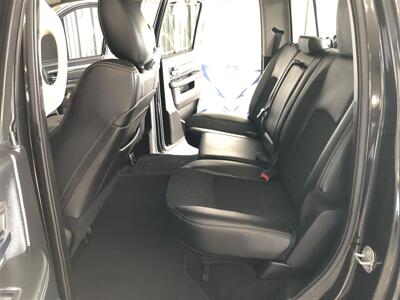 2017 RAM 1500 Night   - Photo 17 - Saint Louis, MI 48880-9800