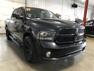 2017 RAM 1500 Night   - Photo 4 - Saint Louis, MI 48880-9800