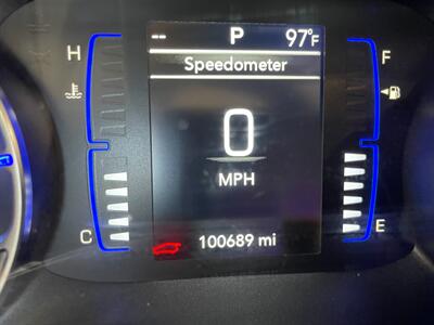 2022 Chrysler Voyager LX - Photo 10 - Saint Louis, MI 48880-9800