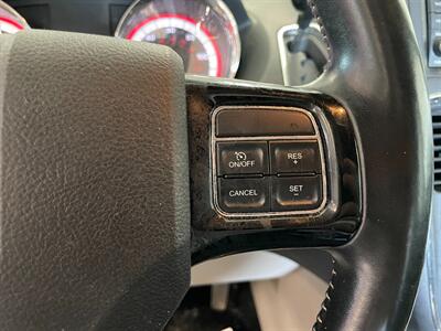 2019 Dodge Grand Caravan SXT - Photo 12 - Saint Louis, MI 48880-9800