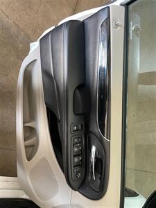 2019 Dodge Grand Caravan SXT - Photo 25 - Saint Louis, MI 48880-9800