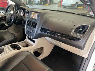 2019 Dodge Grand Caravan SXT - Photo 19 - Saint Louis, MI 48880-9800
