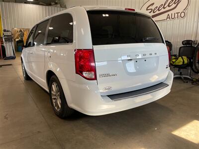 2019 Dodge Grand Caravan SXT - Photo 3 - Saint Louis, MI 48880-9800