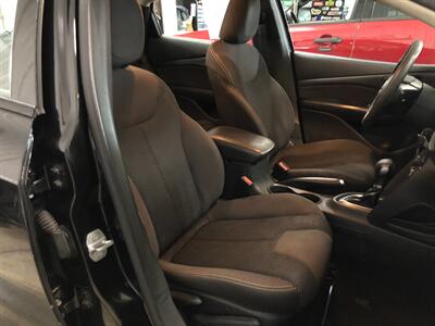 2015 Dodge Dart SXT   - Photo 17 - Saint Louis, MI 48880-9800