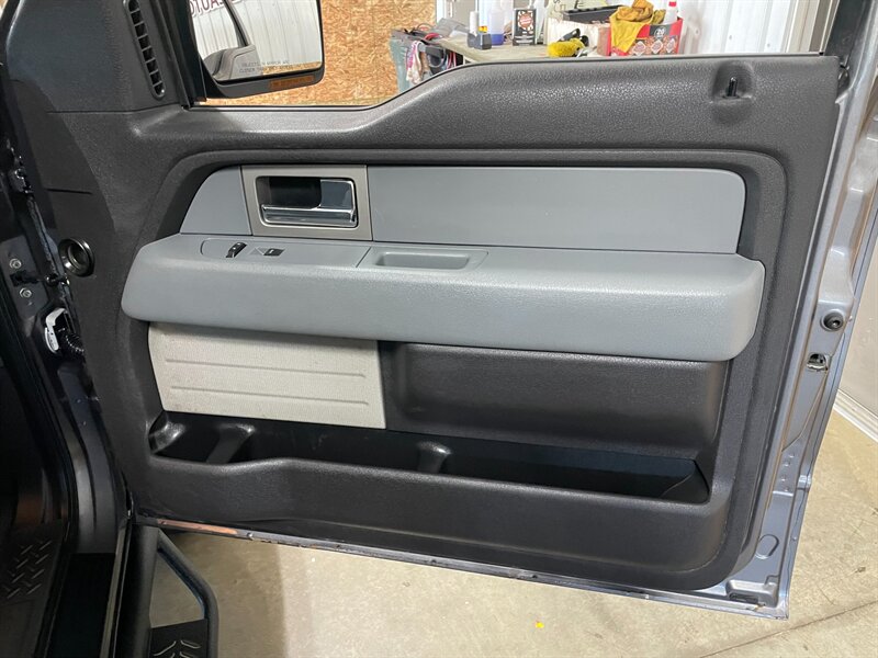 2011 Ford F-150 XL - Photo 18 - Saint Louis, MI 48880-9800