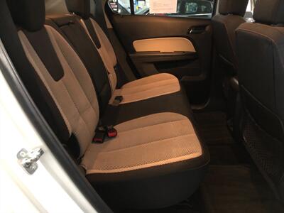 2017 Chevrolet Equinox LT - Photo 16 - Saint Louis, MI 48880-9800