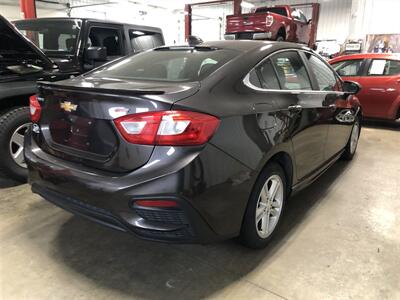 2016 Chevrolet Cruze LT Auto   - Photo 6 - Saint Louis, MI 48880-9800