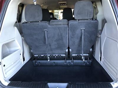 2017 Dodge Grand Caravan SE   - Photo 18 - Saint Louis, MI 48880-9800
