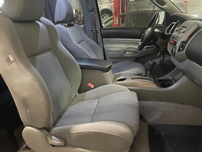 2011 Toyota Tacoma V6 - Photo 15 - Saint Louis, MI 48880-9800