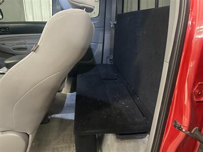 2011 Toyota Tacoma V6 - Photo 14 - Saint Louis, MI 48880-9800