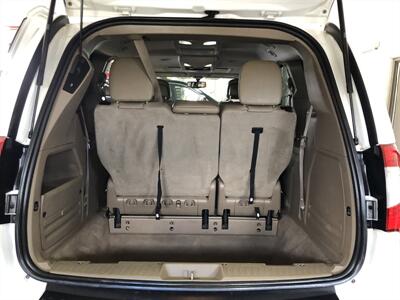 2016 Chrysler Town & Country Touring-L   - Photo 24 - Saint Louis, MI 48880-9800