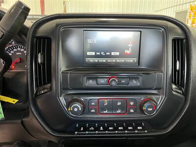 2016 GMC Sierra 2500HD - Photo 11 - Saint Louis, MI 48880-9800