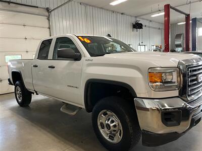 2016 GMC Sierra 2500HD - Photo 4 - Saint Louis, MI 48880-9800