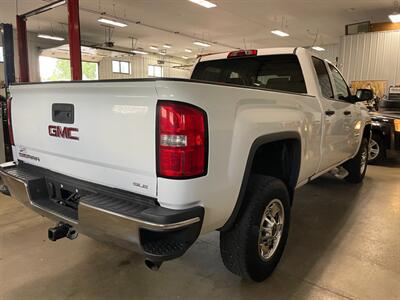 2016 GMC Sierra 2500HD - Photo 5 - Saint Louis, MI 48880-9800