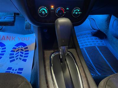 2012 Chevrolet Impala LS   - Photo 15 - Saint Louis, MI 48880-9800