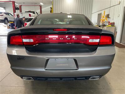 2011 Dodge Charger SXT - Photo 7 - Saint Louis, MI 48880-9800