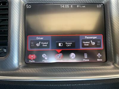2011 Dodge Charger SXT - Photo 22 - Saint Louis, MI 48880-9800