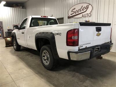 2010 Chevrolet Silverado 1500 Work Truck   - Photo 3 - Saint Louis, MI 48880-9800