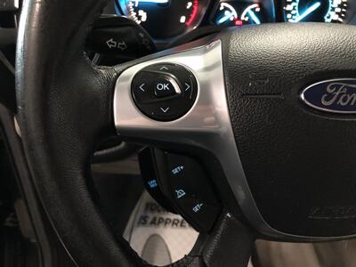 2013 Ford Escape SEL   - Photo 11 - Saint Louis, MI 48880-9800