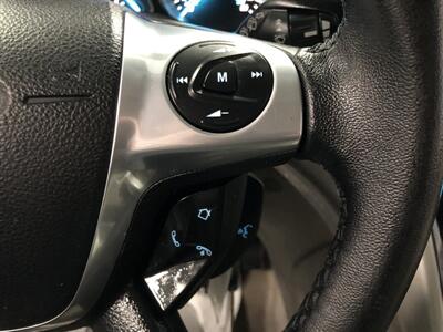 2013 Ford Escape SEL   - Photo 12 - Saint Louis, MI 48880-9800