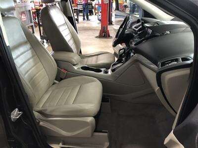 2013 Ford Escape SEL   - Photo 17 - Saint Louis, MI 48880-9800