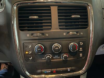 2015 Dodge Grand Caravan SE - Photo 12 - Saint Louis, MI 48880-9800