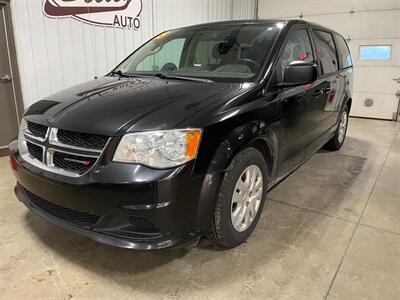 2015 Dodge Grand Caravan SE - Photo 2 - Saint Louis, MI 48880-9800
