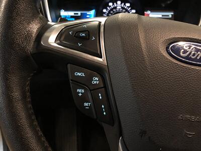 2020 Ford Fusion Titanium   - Photo 10 - Saint Louis, MI 48880-9800