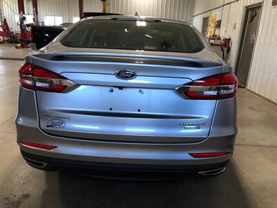 2020 Ford Fusion Titanium   - Photo 25 - Saint Louis, MI 48880-9800