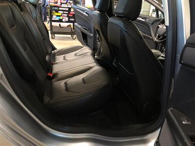 2020 Ford Fusion Titanium   - Photo 20 - Saint Louis, MI 48880-9800