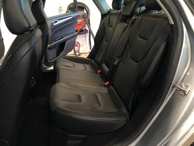 2020 Ford Fusion Titanium   - Photo 17 - Saint Louis, MI 48880-9800