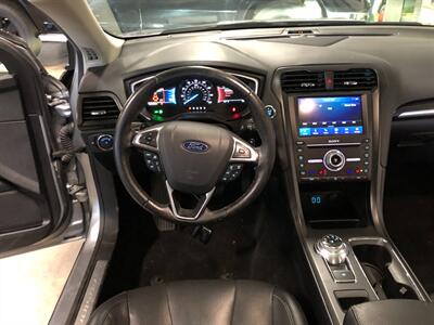 2020 Ford Fusion Titanium   - Photo 8 - Saint Louis, MI 48880-9800