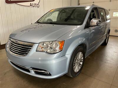 2016 Chrysler Town and Country Touring-L   - Photo 2 - Saint Louis, MI 48880-9800