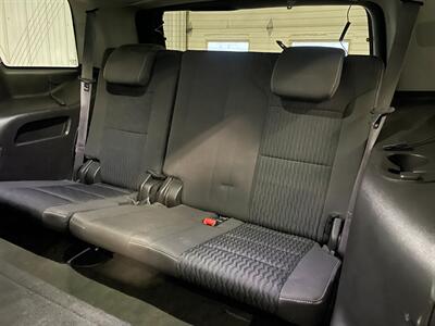 2015 GMC Yukon SLE   - Photo 15 - Saint Louis, MI 48880-9800