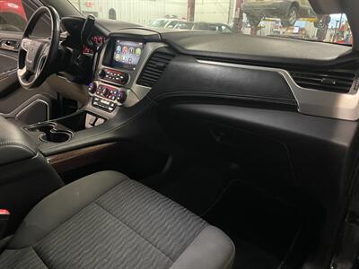 2015 GMC Yukon SLE   - Photo 19 - Saint Louis, MI 48880-9800