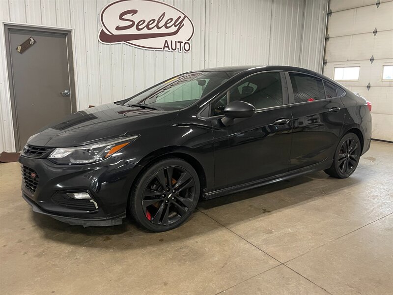 2018 Chevrolet Cruze LT Auto   - Photo 1 - Saint Louis, MI 48880-9800