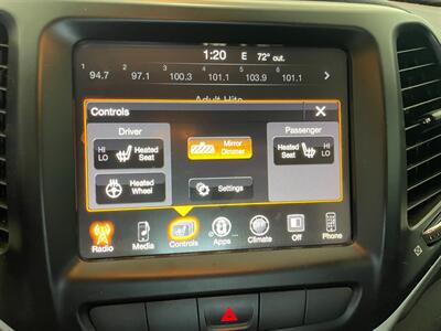 2015 Jeep Cherokee Trailhawk   - Photo 11 - Saint Louis, MI 48880-9800