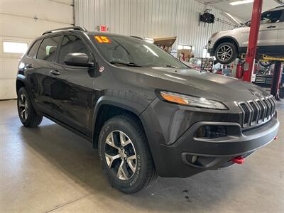2015 Jeep Cherokee Trailhawk   - Photo 5 - Saint Louis, MI 48880-9800