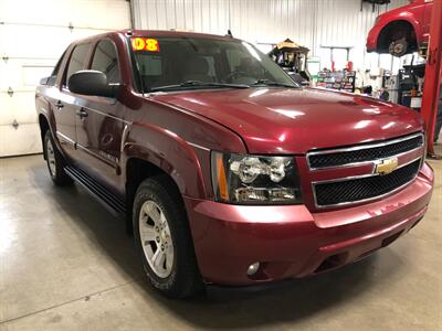 2008 Chevrolet Avalanche LS   - Photo 4 - Saint Louis, MI 48880-9800