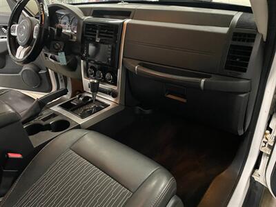 2012 Jeep Liberty Sport   - Photo 18 - Saint Louis, MI 48880-9800